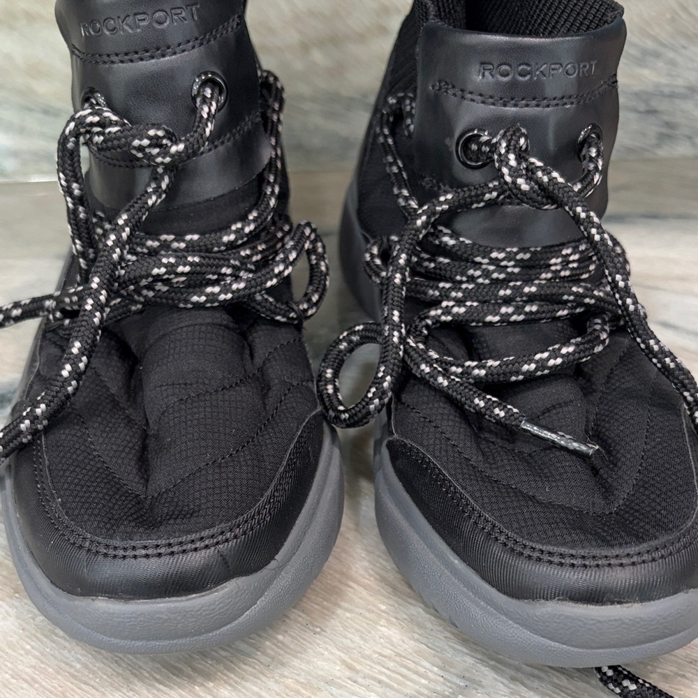 Rockport Black and Gray Casual Lace-Up Sneakers